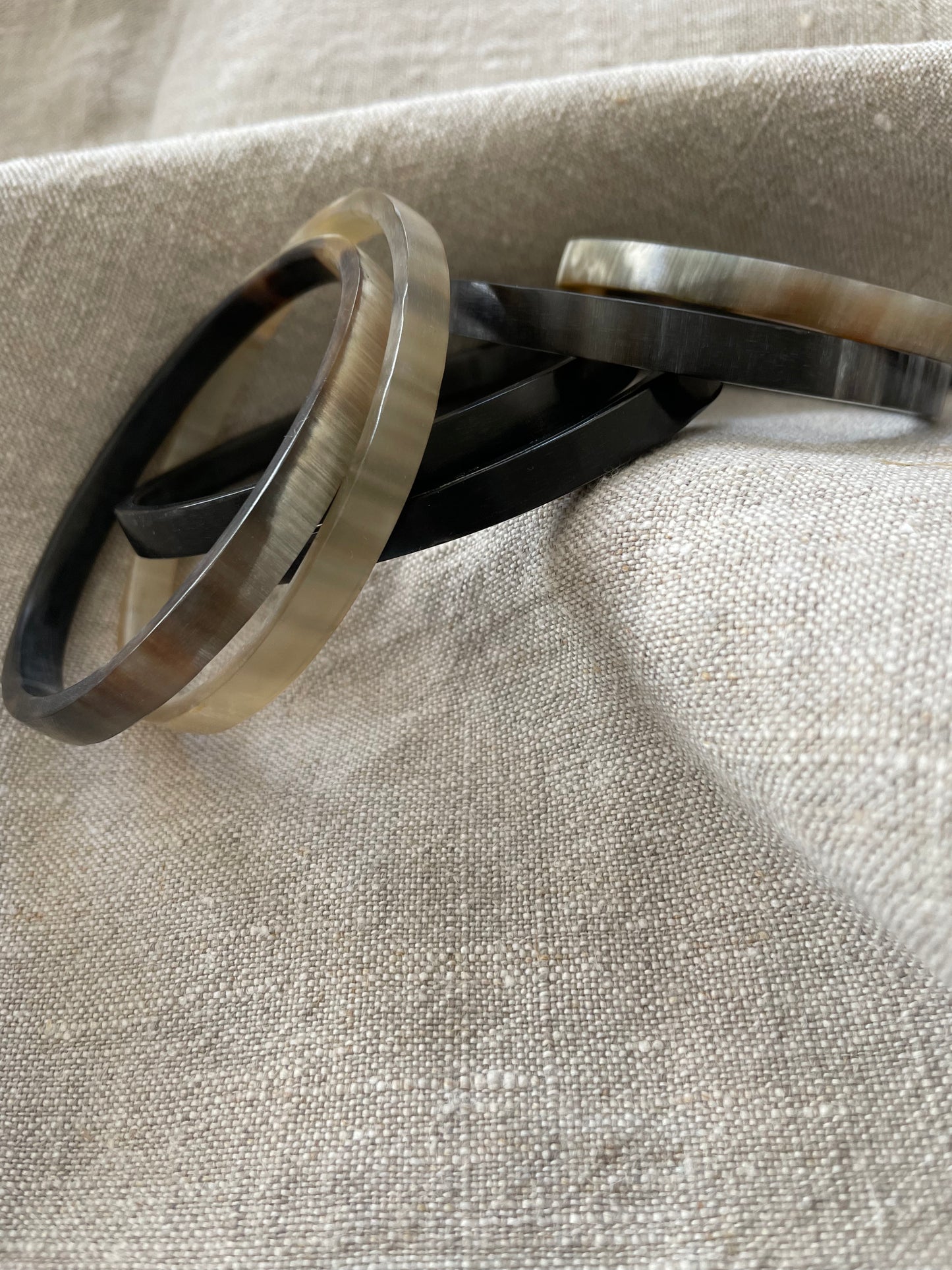 Cow horn bracelet black
