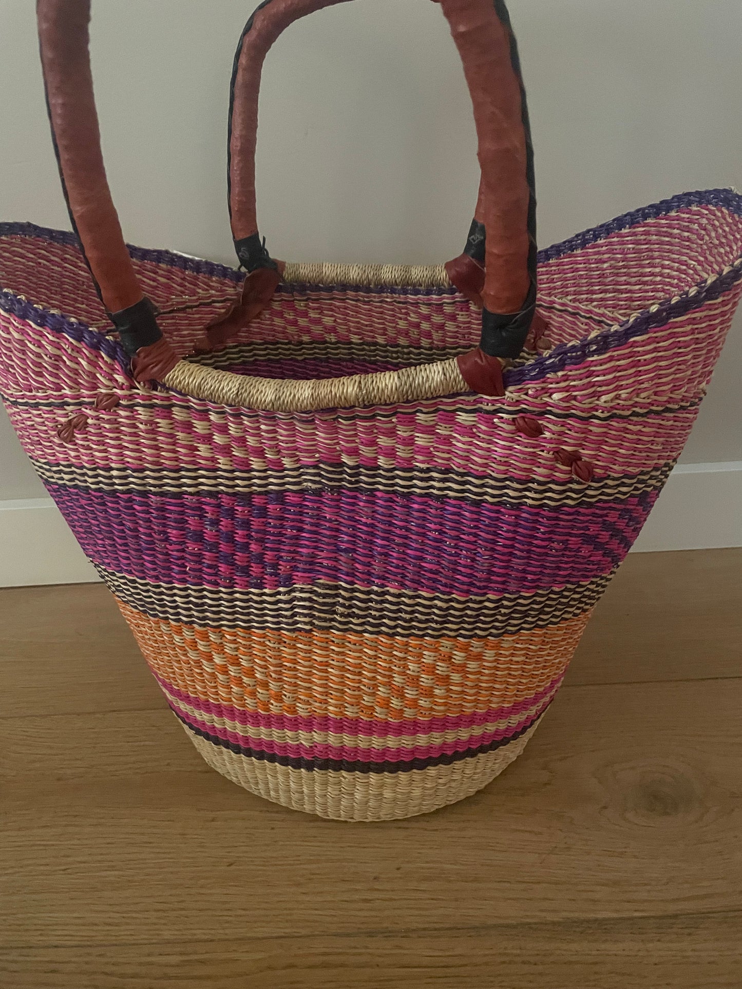 Bolga straw basket blue/natural
