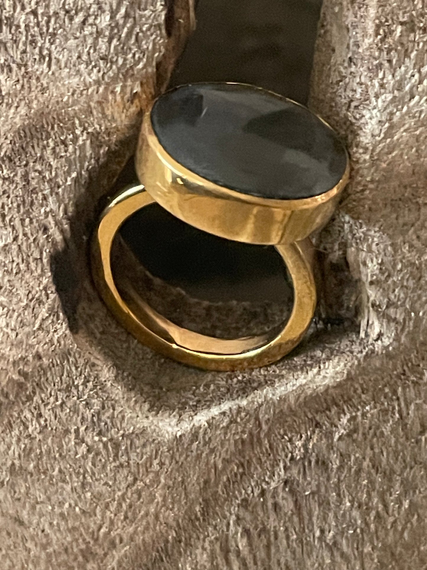 Cow horn ring