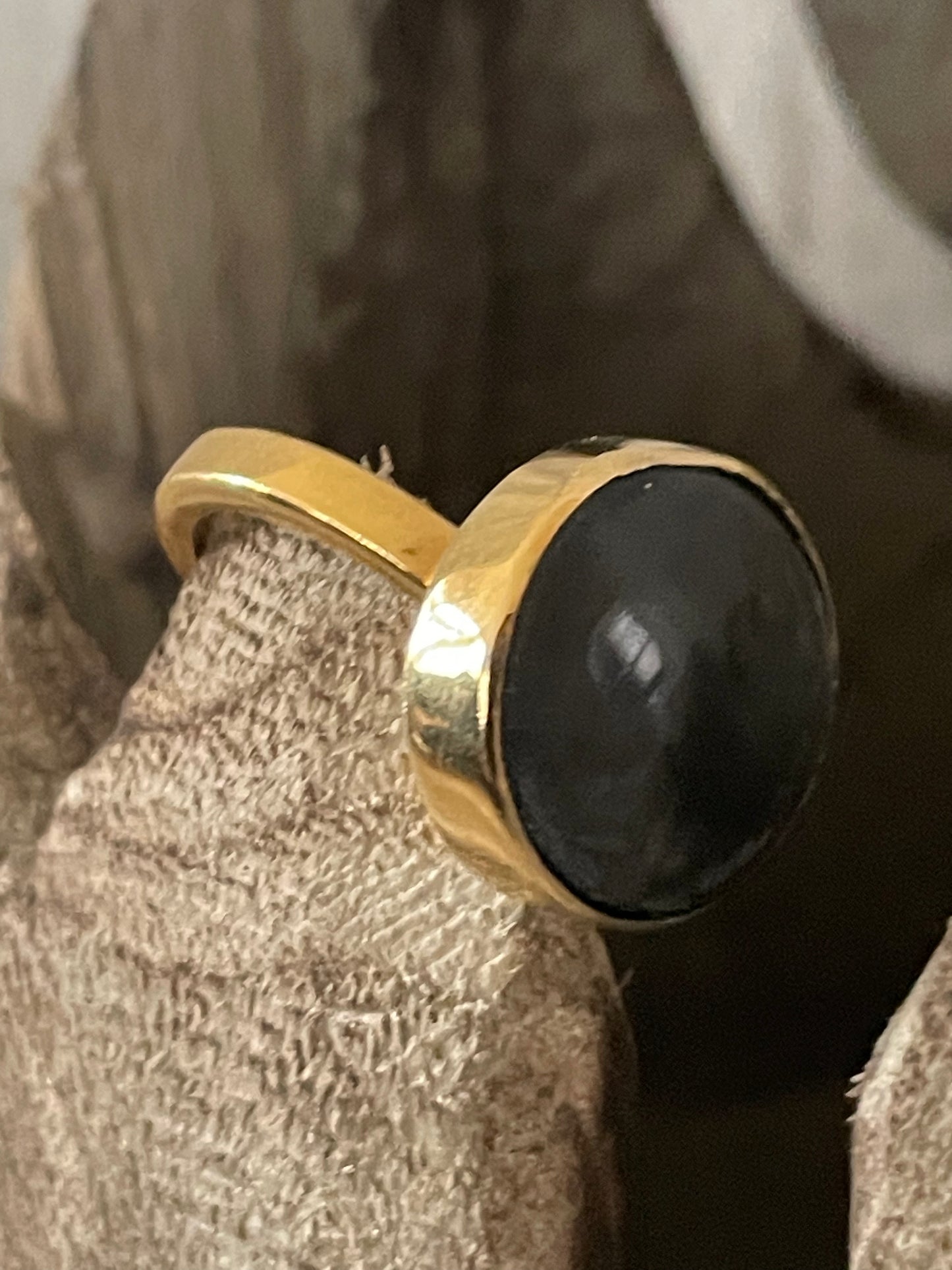 Cow horn ring
