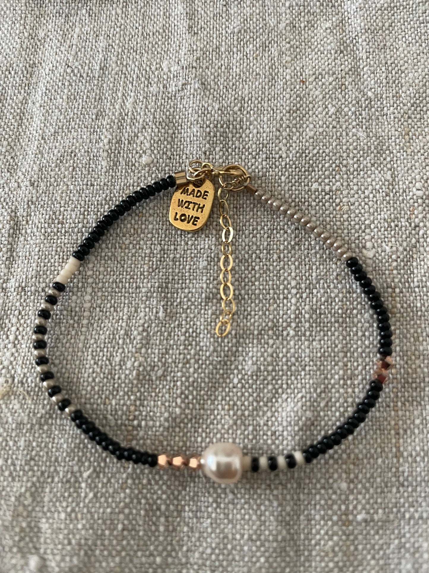 Zebra pearl crystal bracelet black