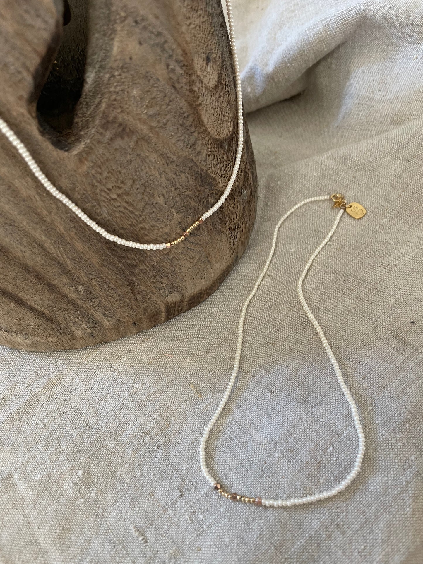 Endito crystal necklace pearl