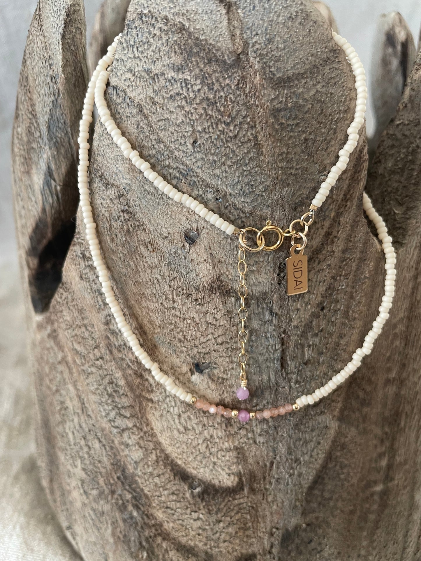 Utulivu collier