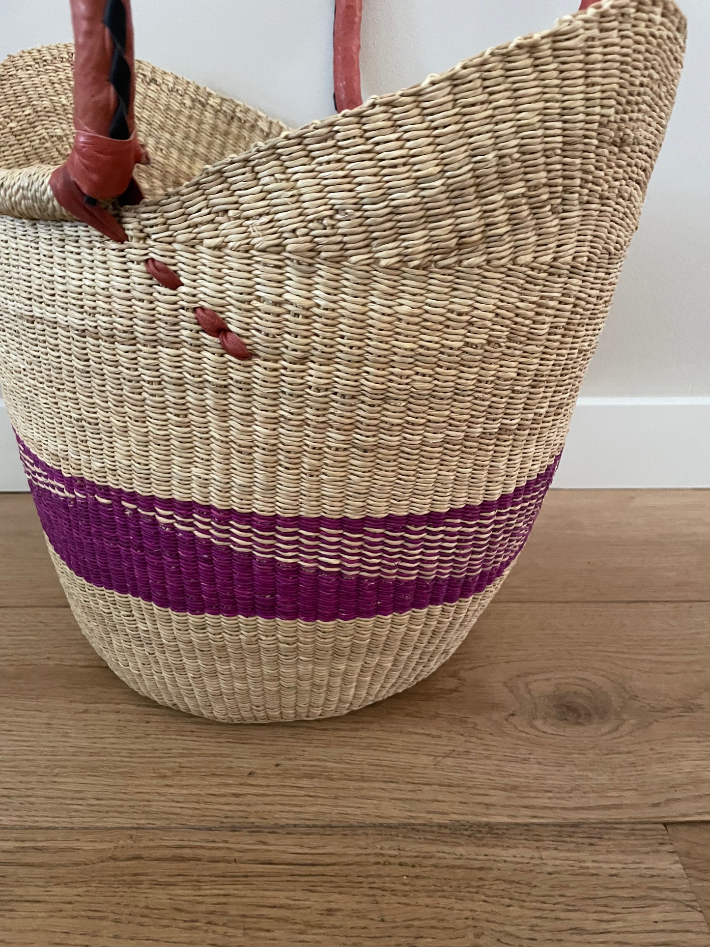 Bolga straw basket blue/natural
