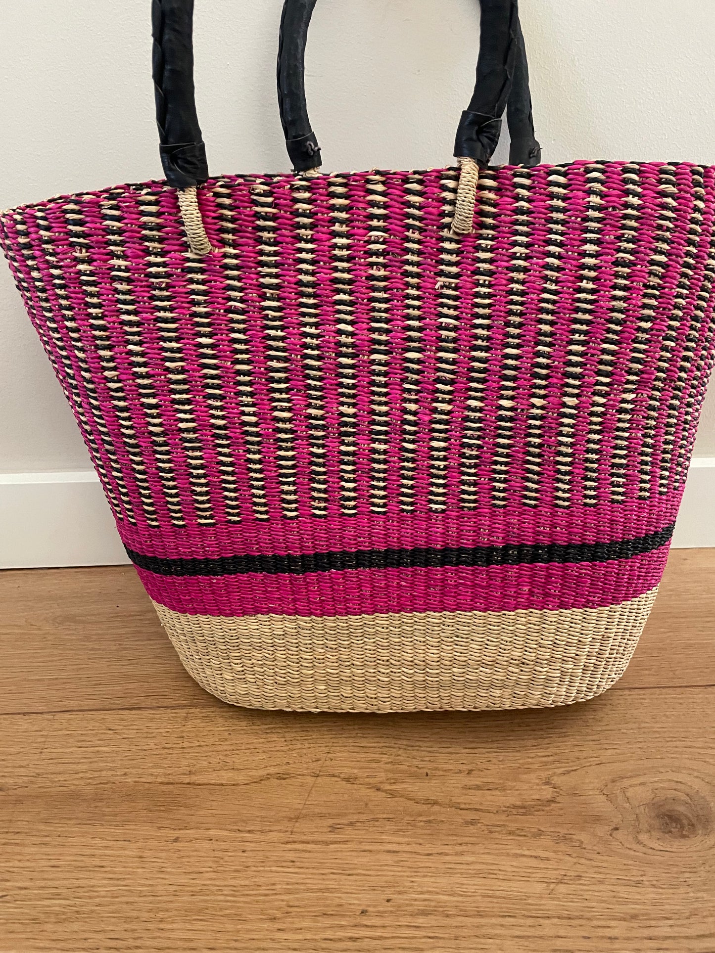 Bolga rieten shopper donkerroze