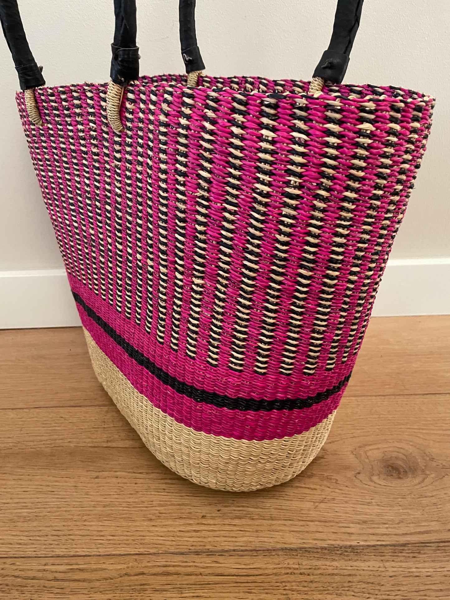 Bolga rieten shopper donkerroze