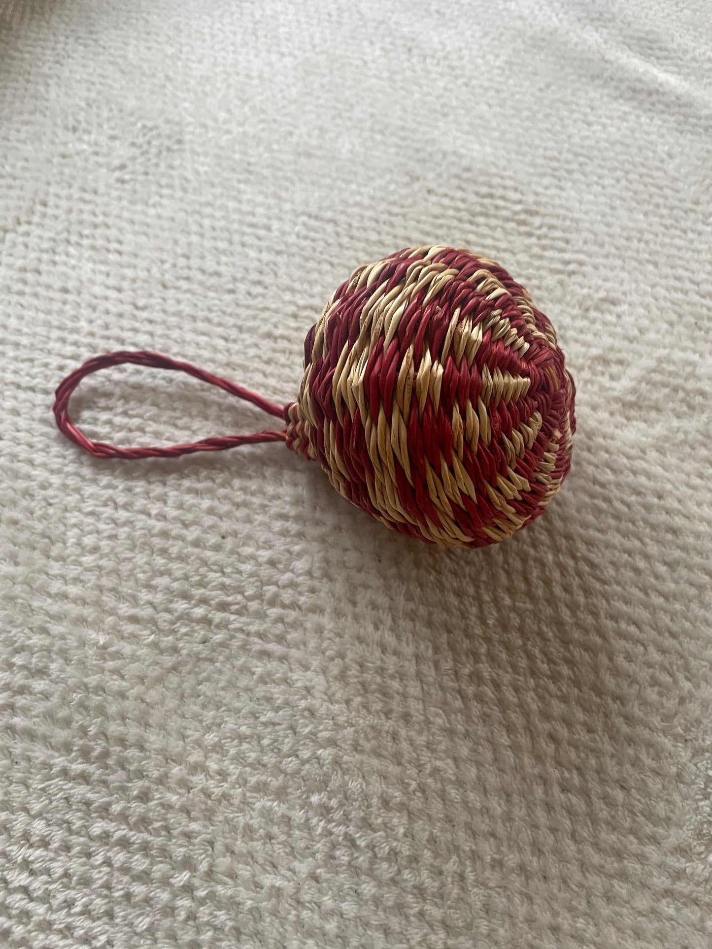 Bolga straw basket blue/natural