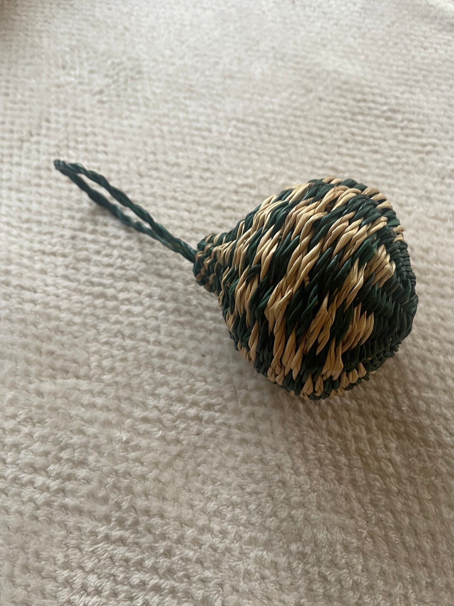 Bolga straw basket blue/natural