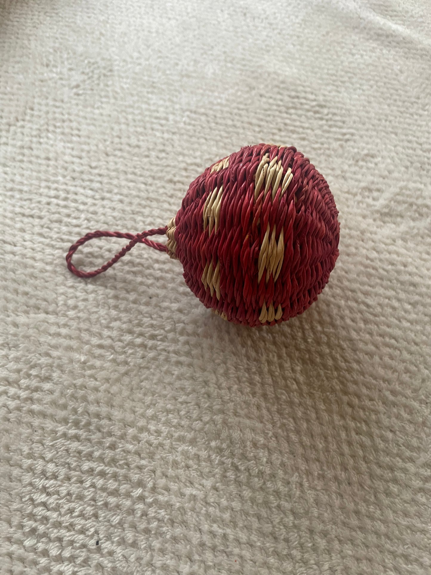 Bolga straw basket blue/natural