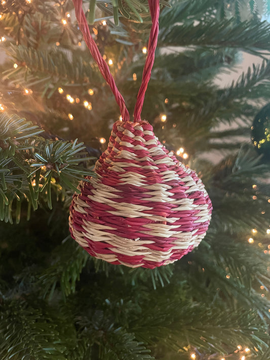 Bolga straw basket blue/natural