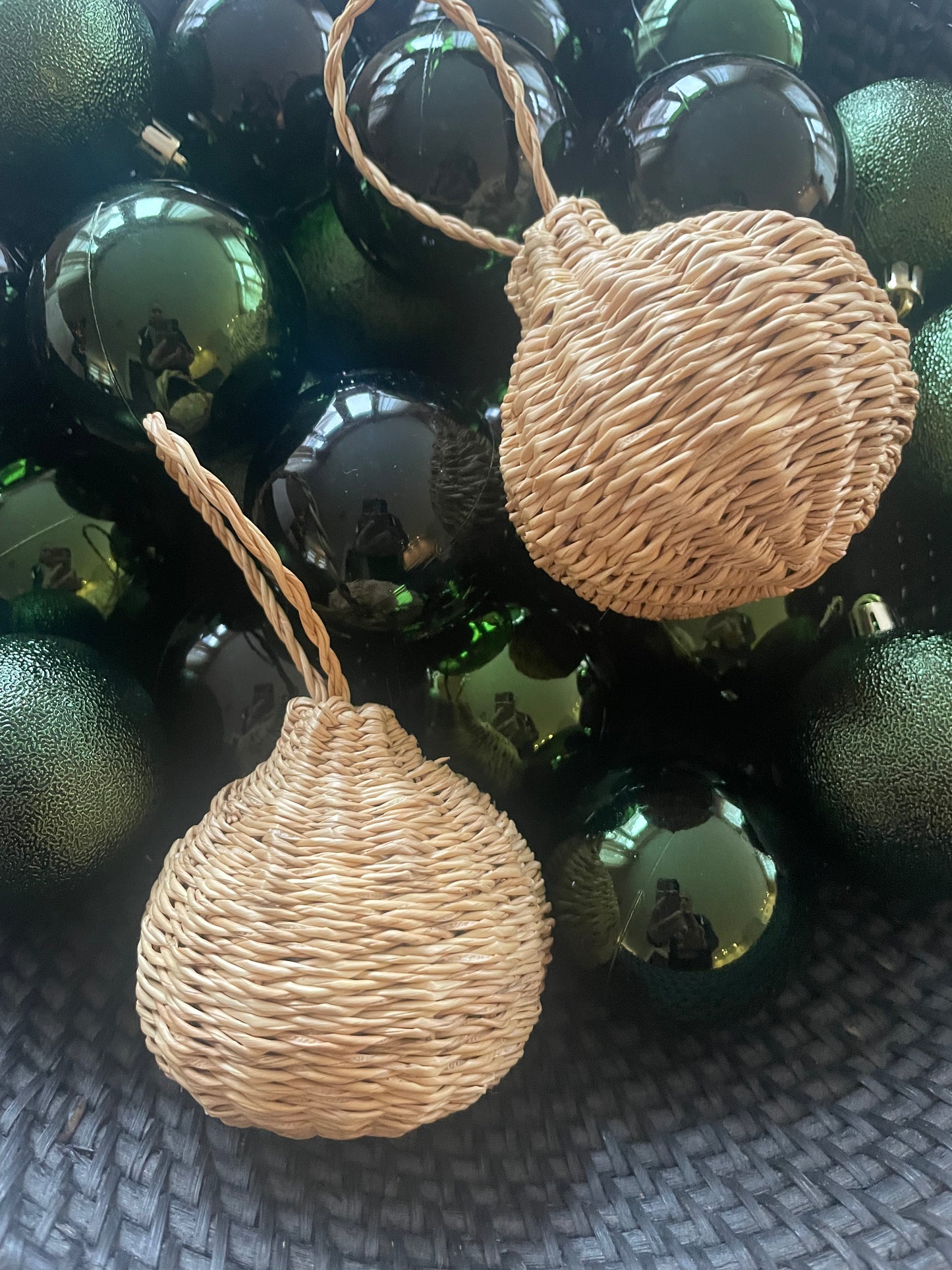 Bolga straw basket blue/natural