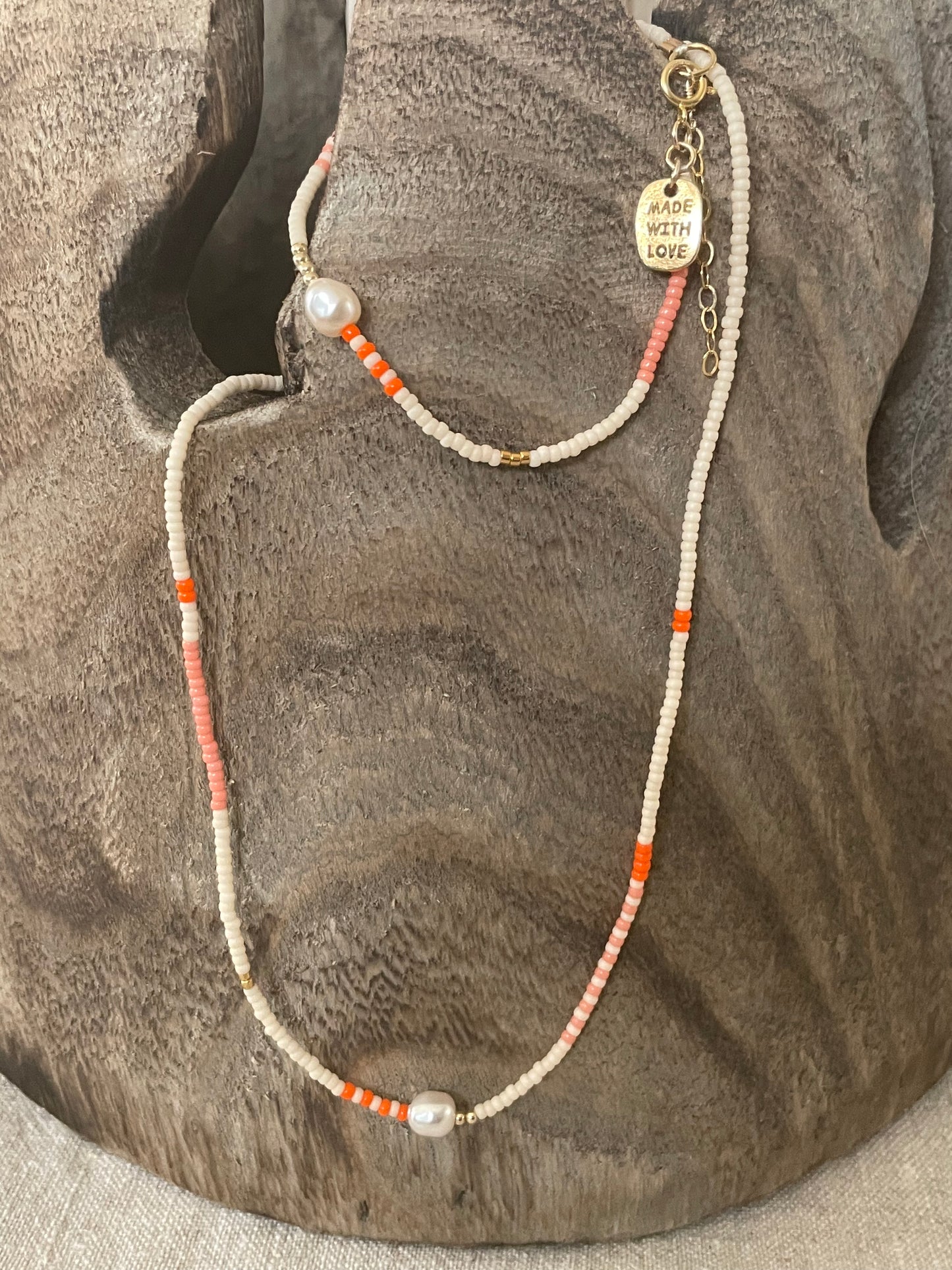 Zebra pearl necklace orange